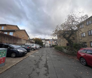 Studio to rent - Photo 4