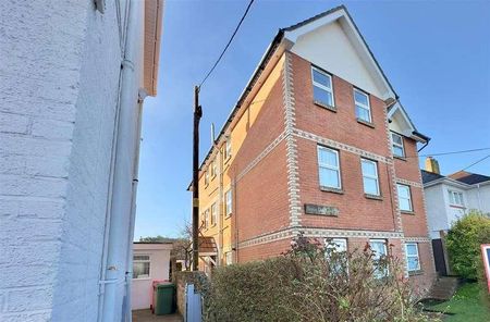 Tennyson Road, Freshwater, PO40 - Photo 3