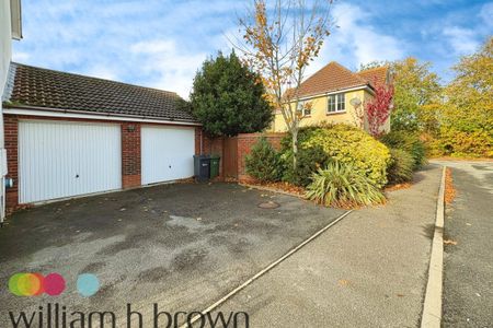 Lie Field Close - Photo 3