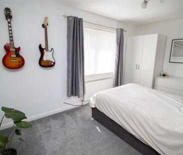 2 Bedroom House - Semi-Detached - Photo 1