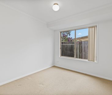 Prime Buderim Location – Walk to Schools, Minutes to Beaches - Photo 2