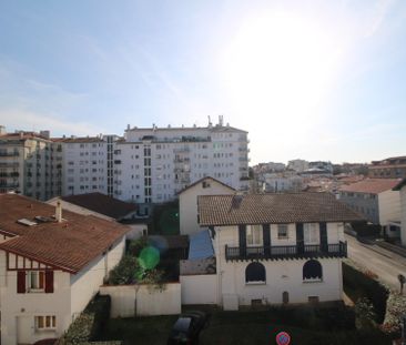 Location Appartement 2 pièces 44m² BAYONNE 64100 - Photo 6