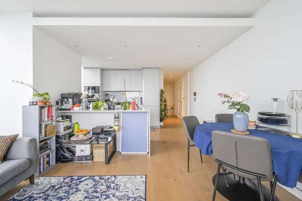 Marsh Wall, Canary Wharf, E14 - Photo 1