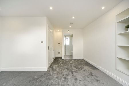 Lee Road, London, SE3 - Photo 3