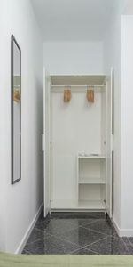 Calle Mirarosas, Málaga, Andalusia 29011 - Photo 4