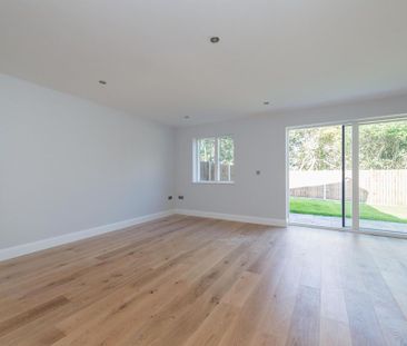 3 bedroom semi-detached house to rent - Photo 1