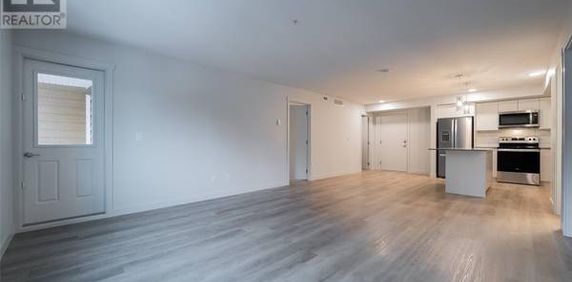 2 Bedroom Condo - Photo 2