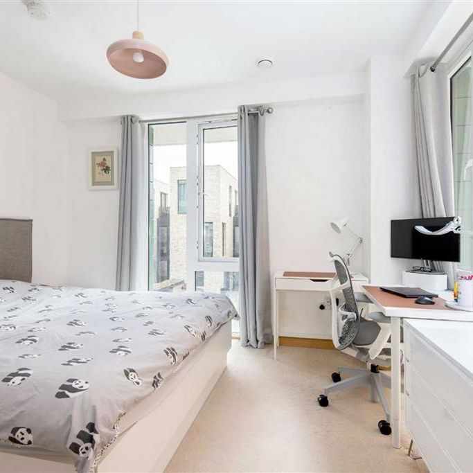 3 bedroom flat to rent - Photo 1