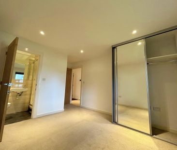 2 bedroom apartment to rent - Photo 3