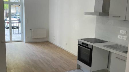 F2-RESIDENCE NEUVE - CUISINE EQUIPEE - PARKING - CAVE -BALCON - Photo 5