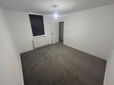3 bedroom house to rent - Photo 2