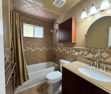 For Lease - 36 Johnson Road, Aurora, Ontario - Photo 3