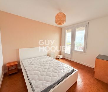 Location Appartement 3 pièces 74m² - Photo 2