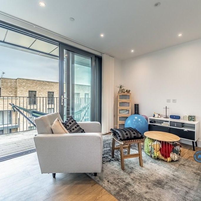 2 bedroom flat to rent - Photo 1