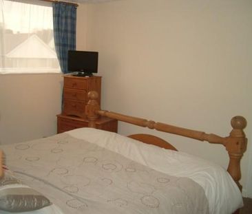 4 bedroom detached house to rent - Photo 4