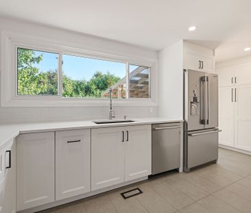 For Lease - 12 Apache Crescent, Cityview - Parkwoods Hills - Rideau... - Photo 4