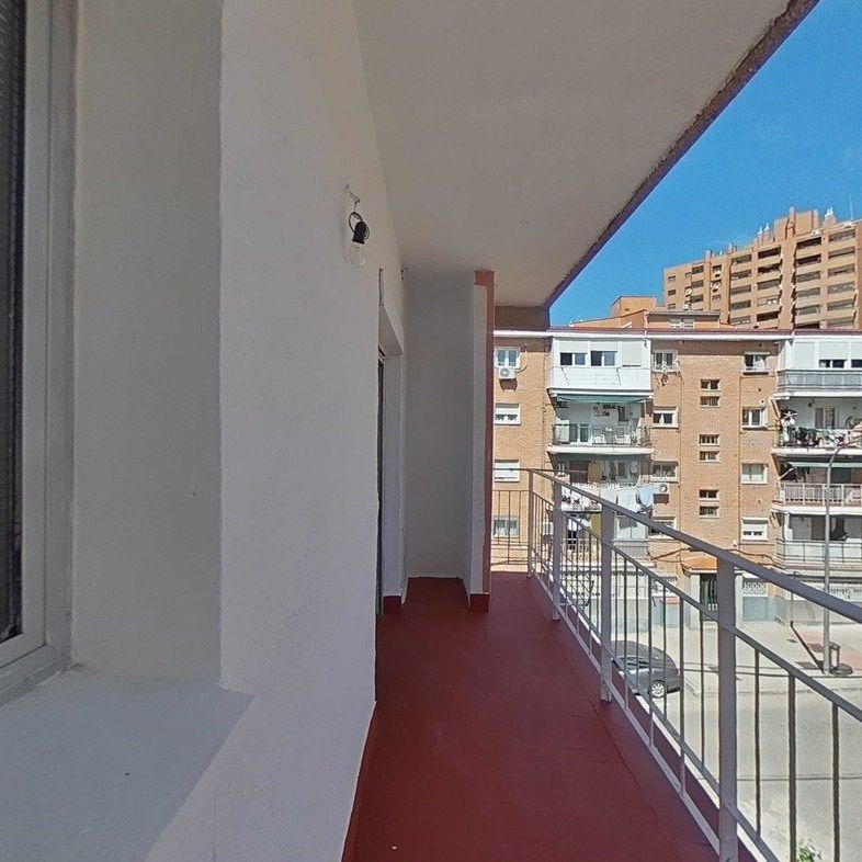 Piso en alquiler, C/ Villalobos, , M104218 - Photo 1