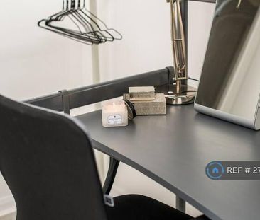 1 bedroom in a house share to rent - Photo 4