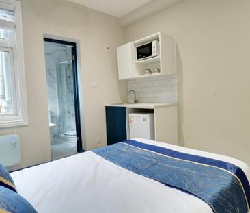 Studio to rent - Photo 2