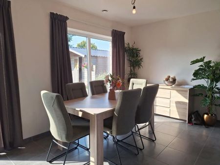 Recente vrijstaande woning te Zonhoven - Photo 3