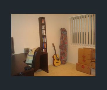 33 Park Esplanade, Coomera QLD 4209 - House For Rent | Domain - Photo 2