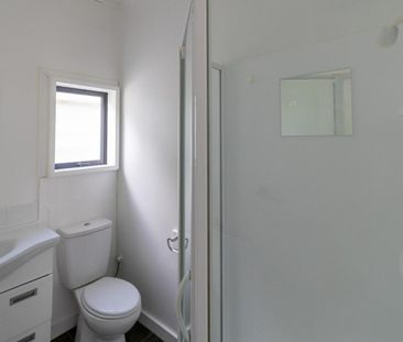 Tidy 2 Bedroom in Otautau! - Photo 2