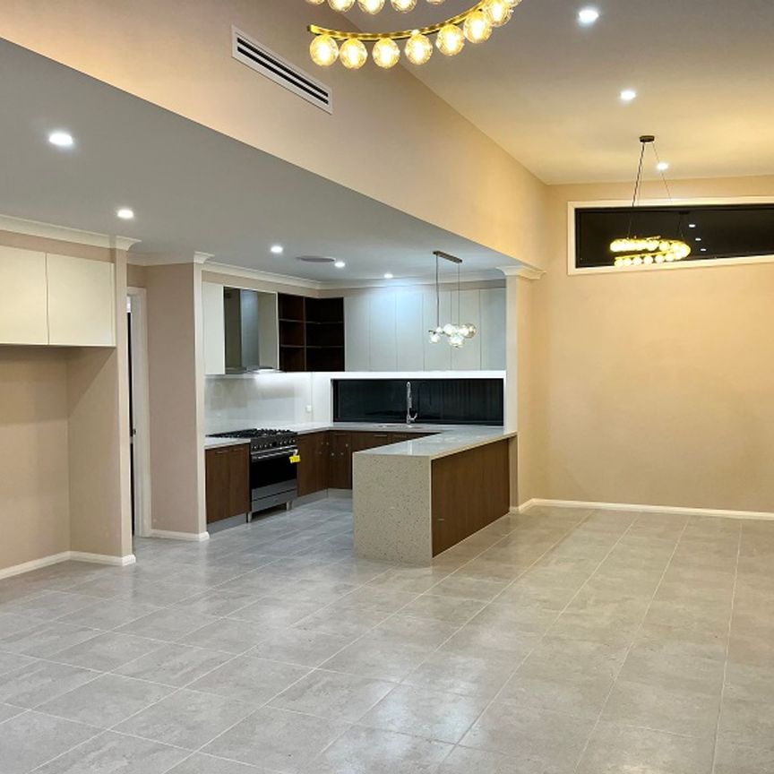 Stunning Brand New Home Overlooking Tranquil Bushland - Photo 1