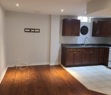 For Lease - 11 Heathbrook Avenue, Brampton, Ontario - Photo 4