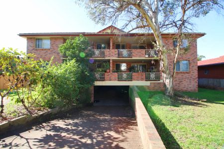 4/34 Sorrell Street, Parramatta. - Photo 3