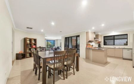 “Home in the Desirable Henty Estate” - Photo 5