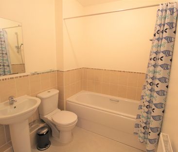 Lindie Gardens, Uxbridge - Photo 5