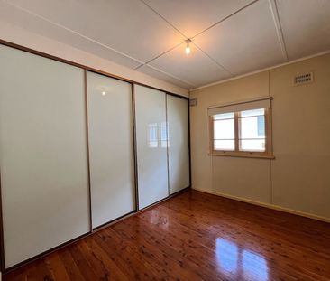 A lovely cottage with charm. - Photo 1