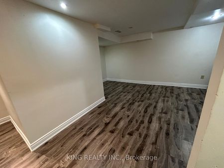 For Lease - 6415 Saratoga Way, Mississauga, Ontario - Photo 2