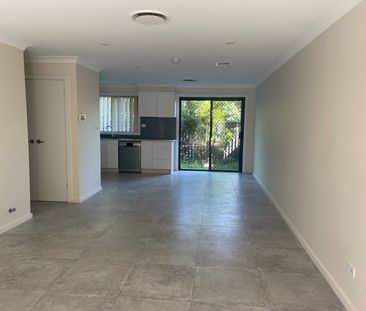 Home For Rent - Photo 5