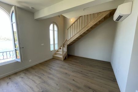 LOCATION LONG TERME APPARTEMENT VUE MER - Photo 4