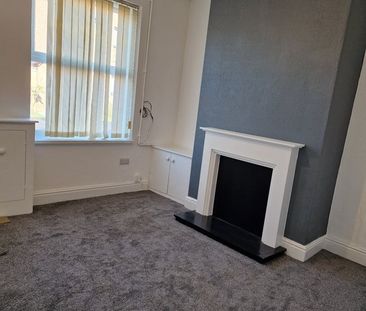 2 Bed Terraced House, Levens Street, M6 - Photo 2
