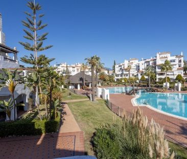 3 Bedroom Apartment For Rent in San Pedro de Alcántara, Málaga - Photo 6