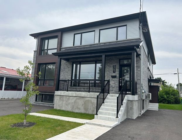 À louer / Maison à étages - Photo 1