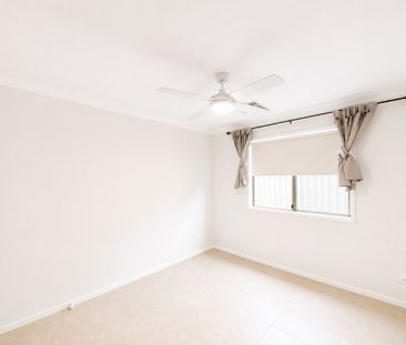 4 BEDROOM HOME IN KIALLA - Photo 2