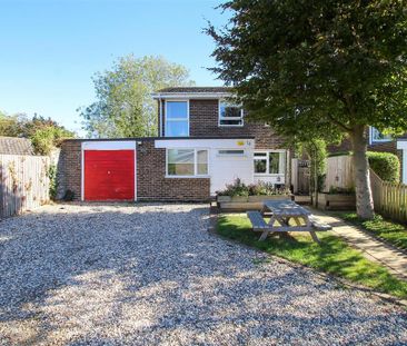 3 bedroom detached house to rent - Photo 3