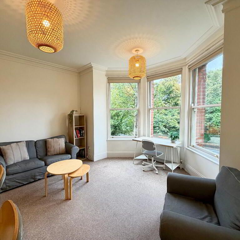 Apt E, Seaver House, 138 Malone Road, Belfast, BT9 5LH - Photo 1