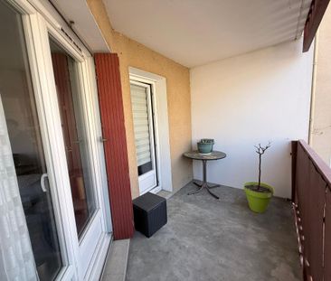 Location Appartement 2 pièces 48m² MONT DE MARSAN 40000 - Photo 5