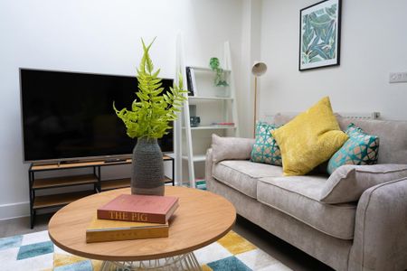 84 bedroom house share to rent - Photo 2