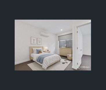 SPACIOUS AND ELEGANT 3 BEDROOM TOWNHOUSE - Photo 6