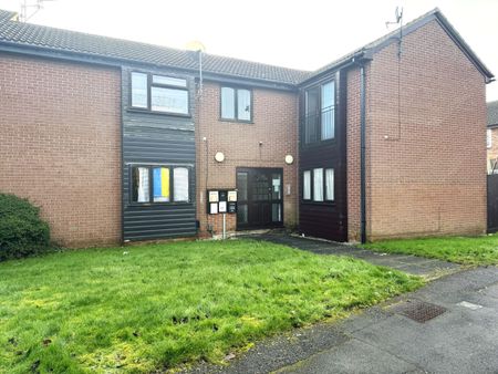 1 bed flat to rent in Somerville, Peterborough, PE4 - Photo 2