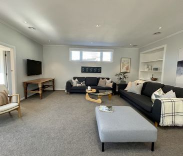 A 3-Bedroom Haven - The Ideal Blend of Classic Charm and Contempora... - Photo 1