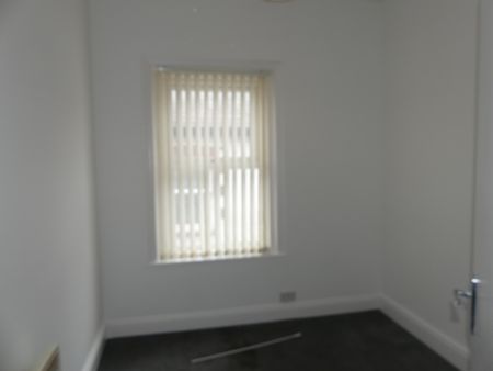 Hornby Road Flat 3 - Photo 5