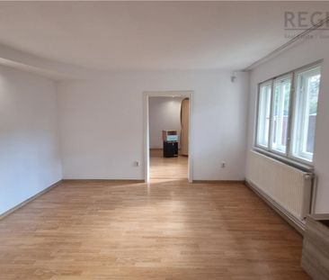 Casa individuala de 3 camere in zona Aurel Vlaicu - Photo 2