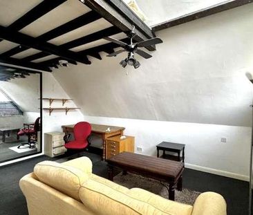 Mildridge Farm House Horton Road, Slough, SL3 - Photo 5