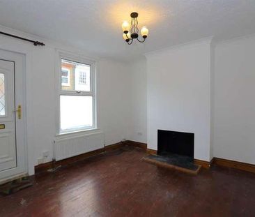 St Johns Road, Faversham, ME13 - Photo 5